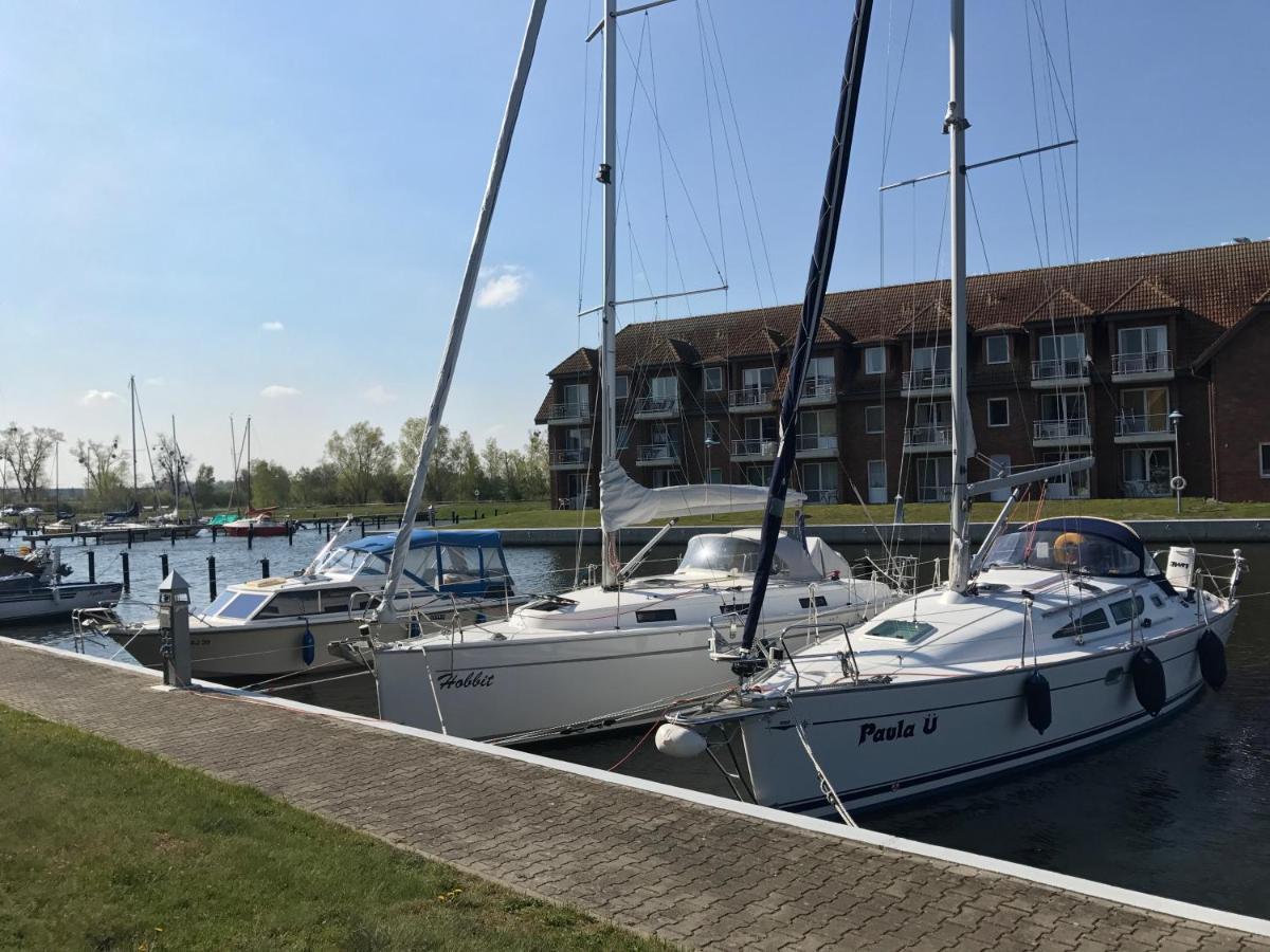 Blick Auf Yachthafen An Der Ostsee 웨케문데 외부 사진